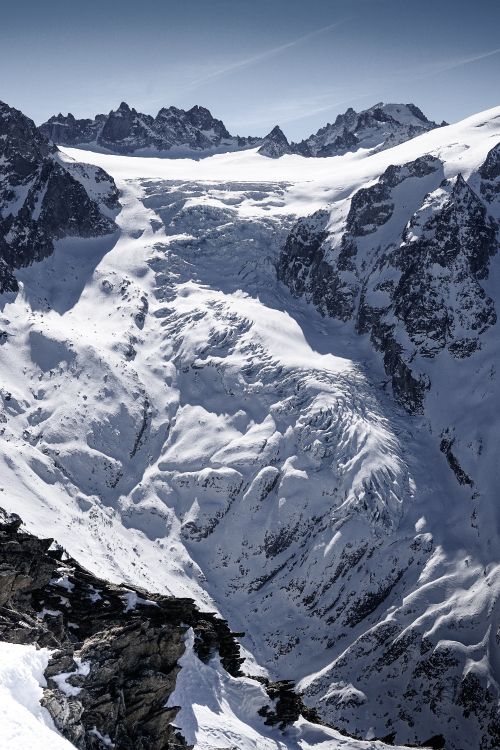 Las Formaciones Montañosas, Montaña, Glaciar de Terreno, Macizo, Alpes. Wallpaper in 4000x6000 Resolution