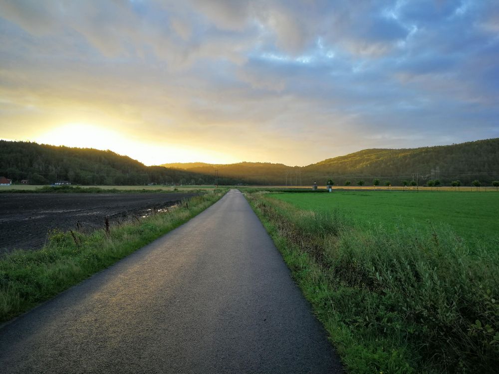 Cloud, Ökoregion, Naturlandschaft, Fahrbahn, Sonnenlicht. Wallpaper in 3968x2976 Resolution