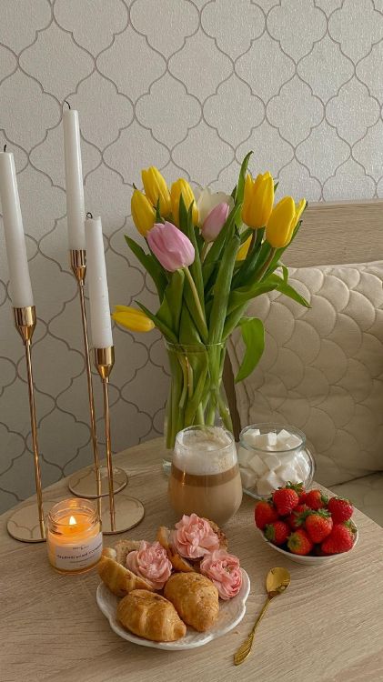 Natürliche Lebensmittel, Tabelle, Kerze, Vase, Becher. Wallpaper in 1440x2560 Resolution