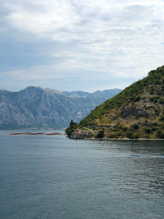 coast, Public domain, license, body of water, mountainous landforms