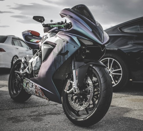 Image purple and black sports bike