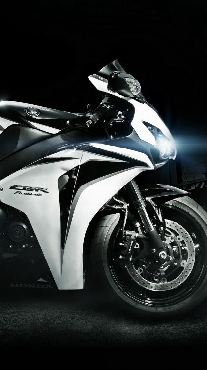 White and Black Sports Bike. Wallpaper in 1440x2560 Resolution