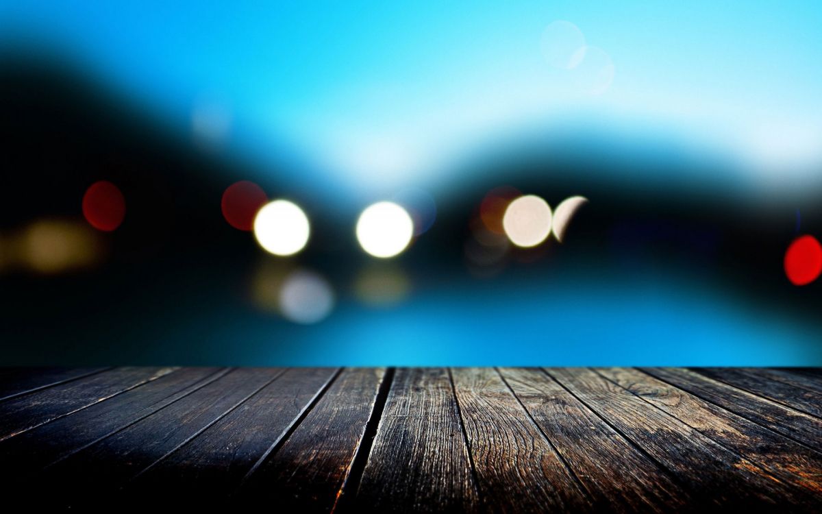 Bokeh-Fotografie Von Braunem Holzdock. Wallpaper in 2880x1800 Resolution