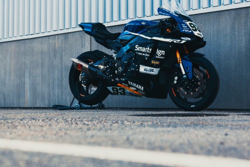 Image black and blue sports bike