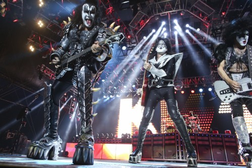 Image kiss, Monster World Tour, heavy metal, concert, rock