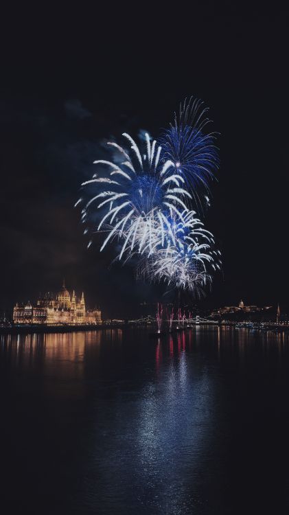 Budapest, Nuit, Artifice, Réflexion, Minuit. Wallpaper in 4116x7317 Resolution