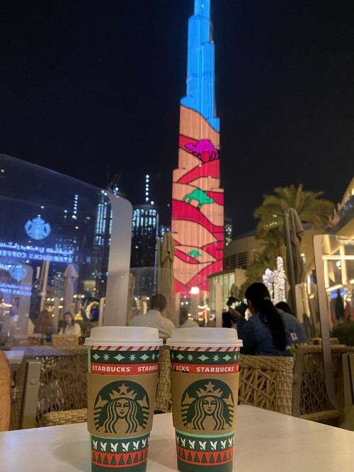 Image dubai, burj khalifa, starbucks new logo 2011, night, drinkware