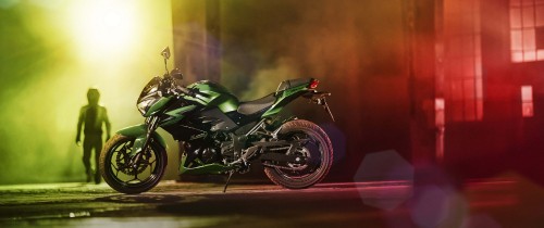 Image green and black sports bike