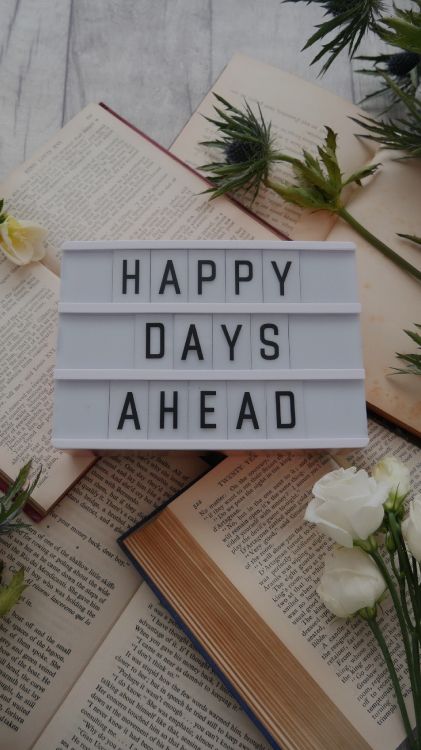 Holz, Android, Tablet, Buch, Gras. Wallpaper in 1800x3200 Resolution