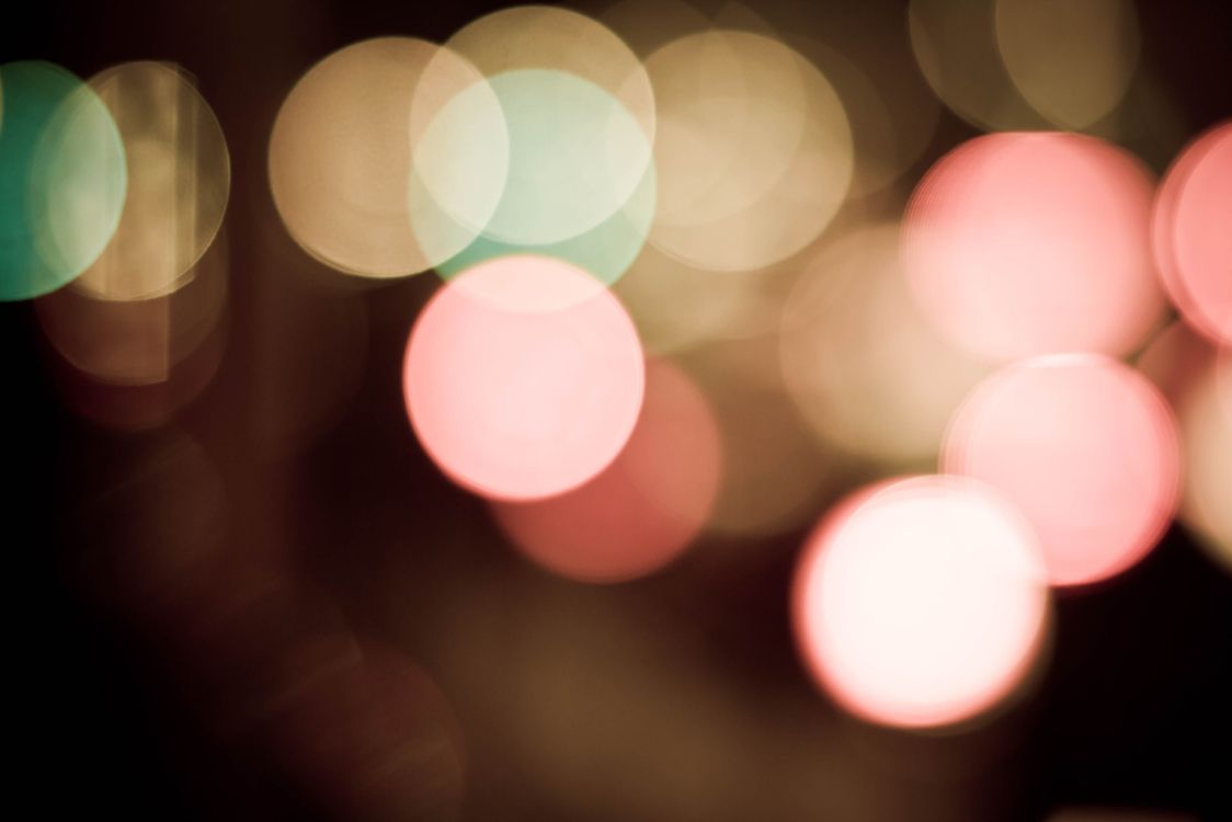 Red and Yellow Bokeh Lights. Wallpaper in 4096x2731 Resolution