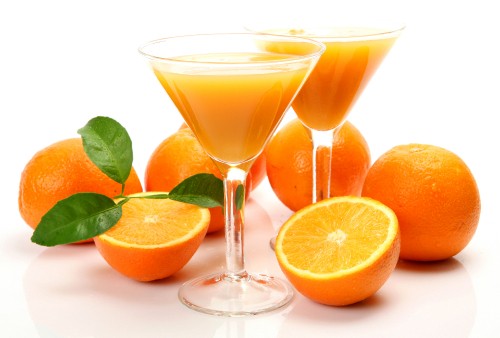 Image orange juice in clear drinking glass