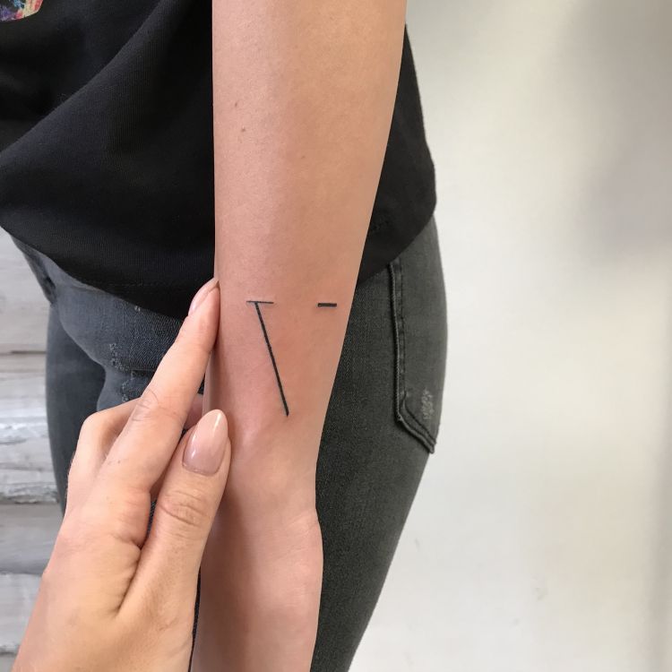 Schulter, Finger, Haut, Ärmel, Joint. Wallpaper in 1772x1772 Resolution