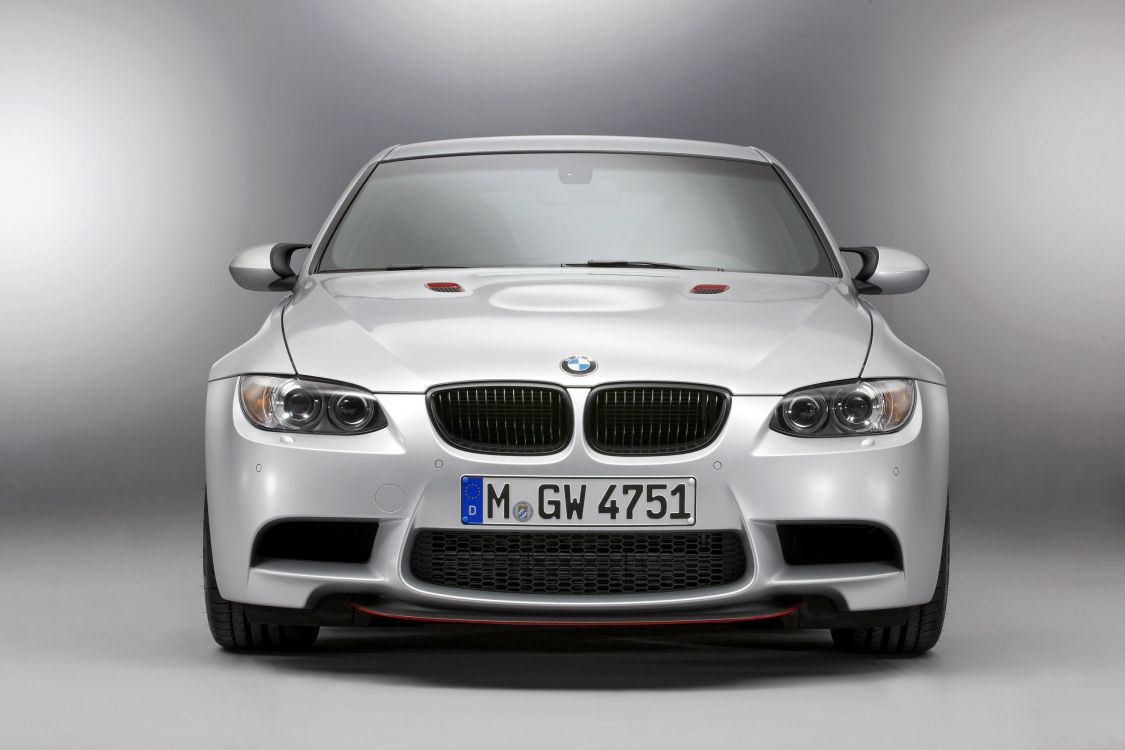Coupé Bmw m 3 Argent. Wallpaper in 3000x2000 Resolution