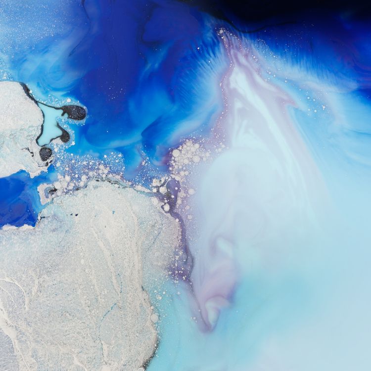 Blaue Und Weiße Wasserwellen. Wallpaper in 2560x2560 Resolution