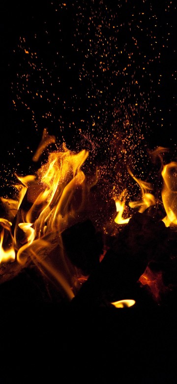 Image fire in the middle of the dark