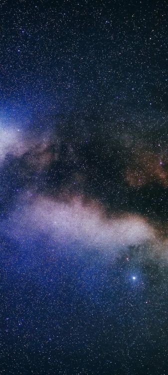 Tận hưởng vẻ đẹp đầy kỳ diệu của vũ trụ với hình nền vũ trụ đường sáng Ngân Hà. Hình ảnh sẽ đưa bạn đến với những đám mây bụi ngôi sao rực rỡ, giúp bạn trải nghiệm những phút giây tuyệt vời trước màn hình.